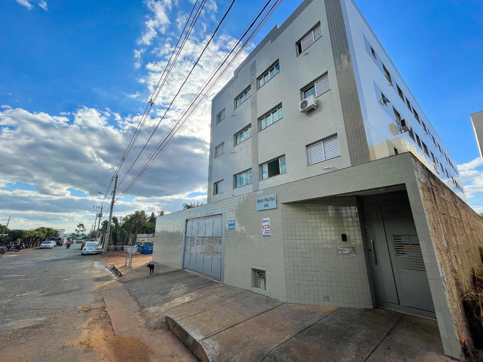 104 - Apartamento Completo Para Ate 7 Hospedes 帕图斯迪米纳斯 外观 照片